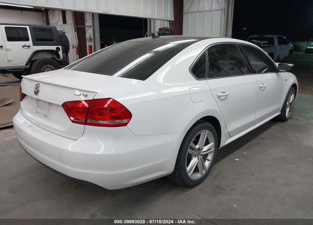 2015 VOLKSWAGEN PASSAT 1.8T SPORT VIN: 1VWBT7A30FC072239