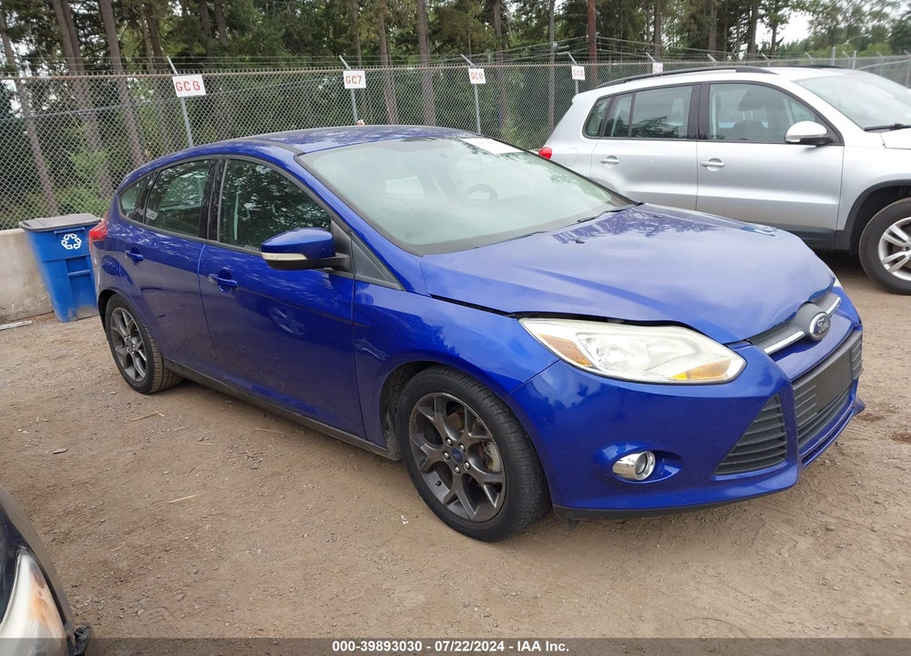 2014 FORD FOCUS SE VIN: 1FADP3K26EL245586