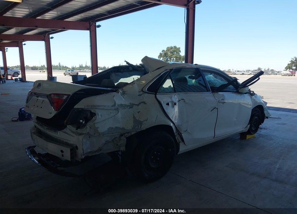 2017 TOYOTA CAMRY LE VIN: 4T1BF1FK0HU692167