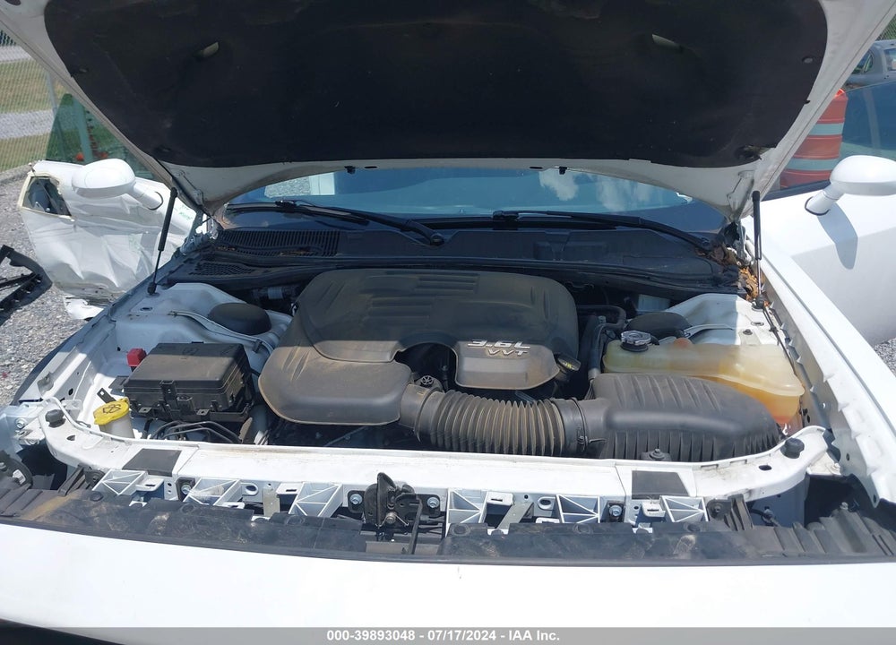 2018 DODGE CHALLENGER SXT PLUS VIN: 2C3CDZAG7JH258583