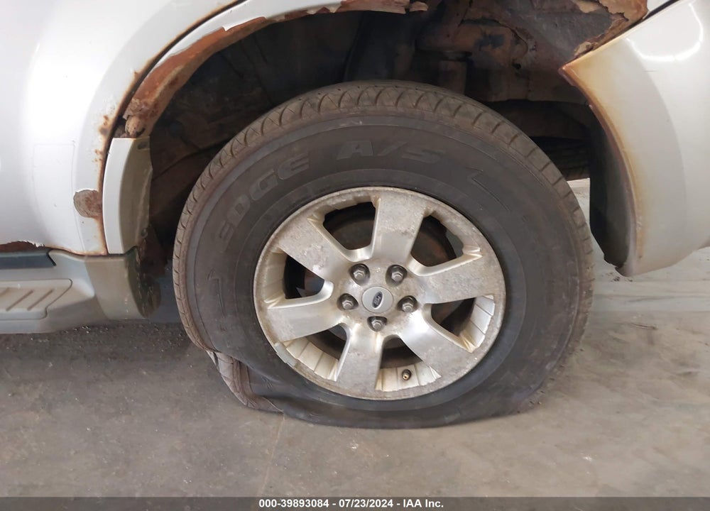 2010 FORD ESCAPE LIMITED VIN: 1FMCU9EG0AKA79067