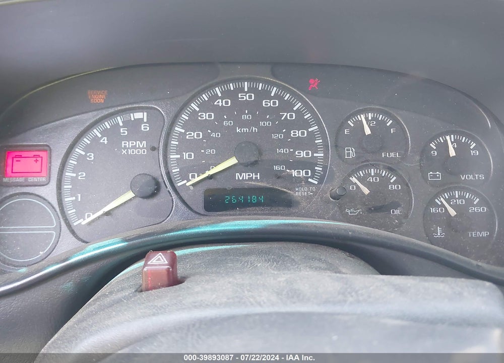 2001 CHEVROLET SILVERADO 1500 VIN: 1GCEC14W21Z204460