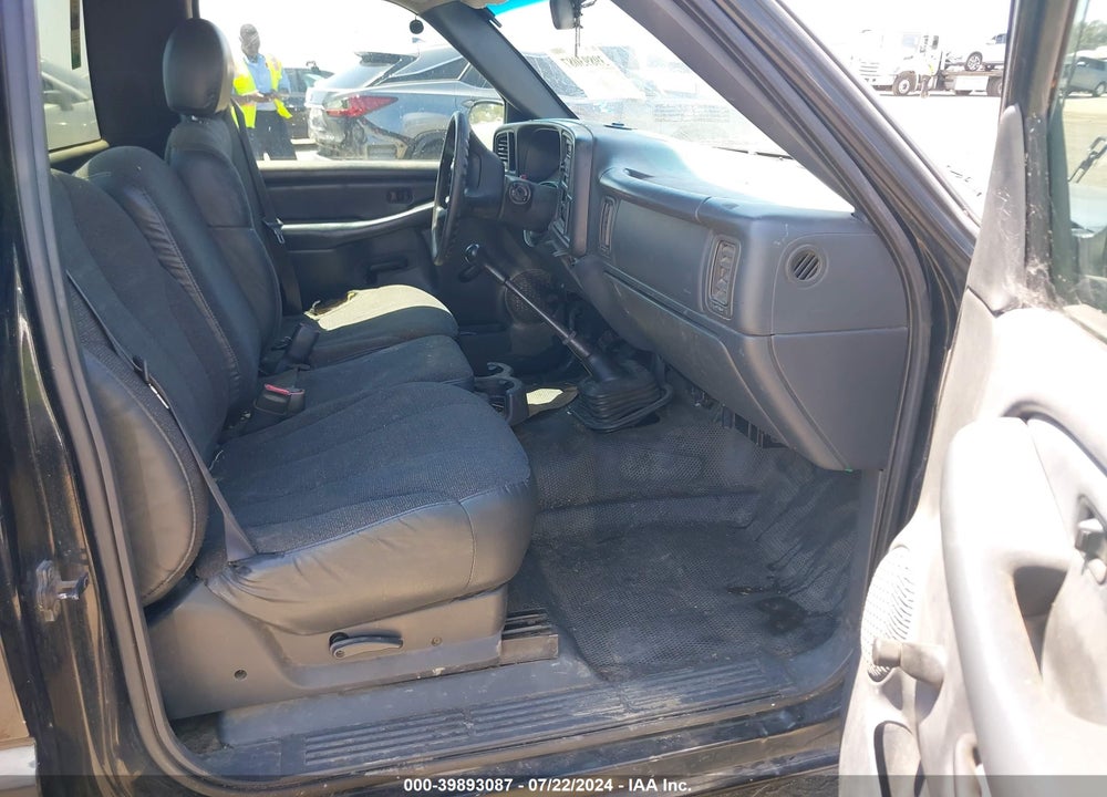 2001 CHEVROLET SILVERADO 1500 VIN: 1GCEC14W21Z204460