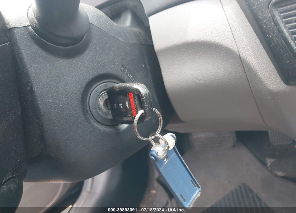 2015 HONDA CIVIC LX VIN: 19XFB2F58FE284464