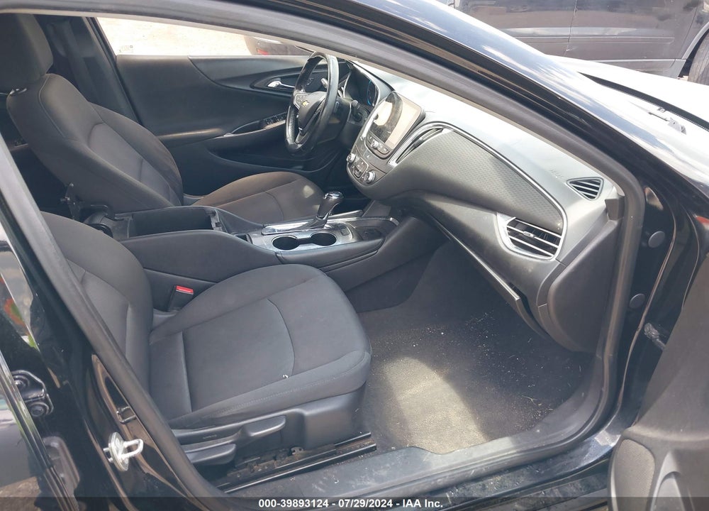 2018 CHEVROLET MALIBU LT VIN: 1G1ZD5ST3JF142804