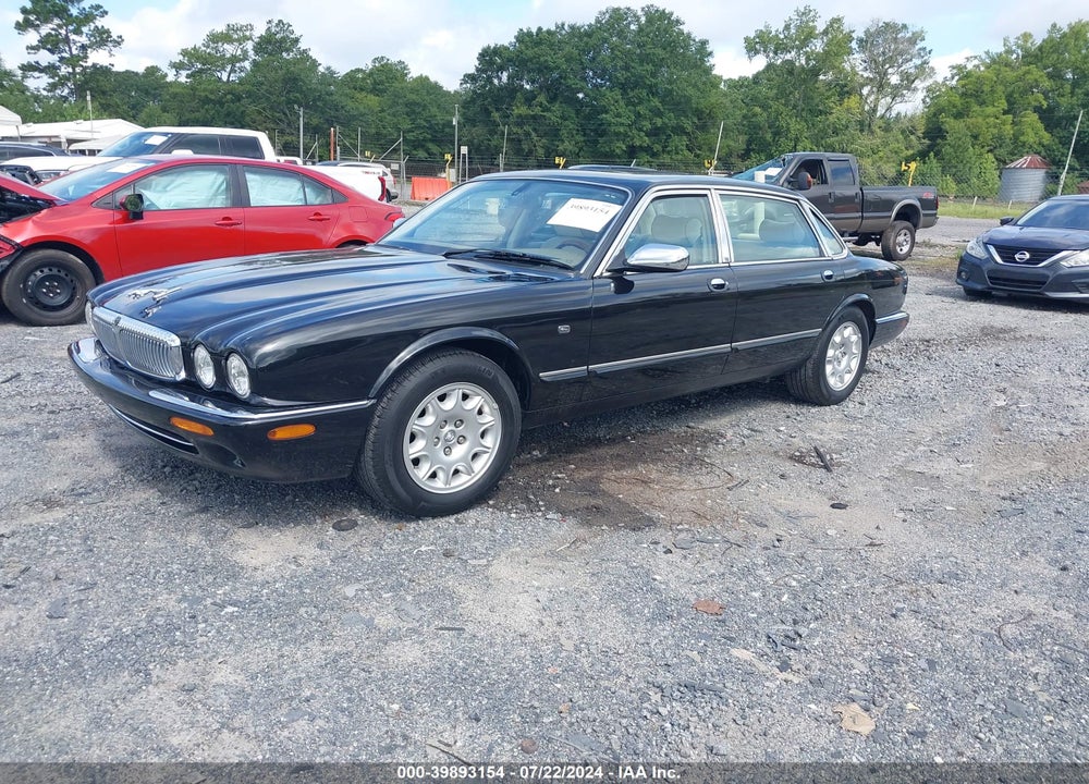 2001 JAGUAR XJ8 VANDEN PLAS VIN: SAJDA24C81LF21728