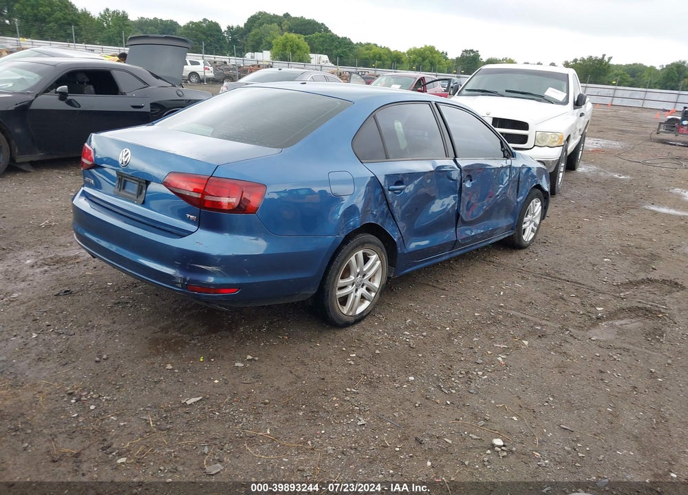 2018 VOLKSWAGEN JETTA 1.4T S VIN: 3VW2B7AJ3JM221297