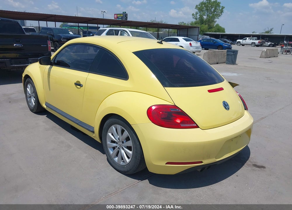 2015 VOLKSWAGEN BEETLE VIN: 3VWF17AT2FM647642