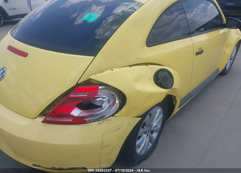 2015 VOLKSWAGEN BEETLE VIN: 3VWF17AT2FM647642