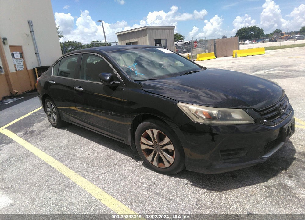 2013 HONDA ACCORD LX VIN: 1HGCR2F32DA105852