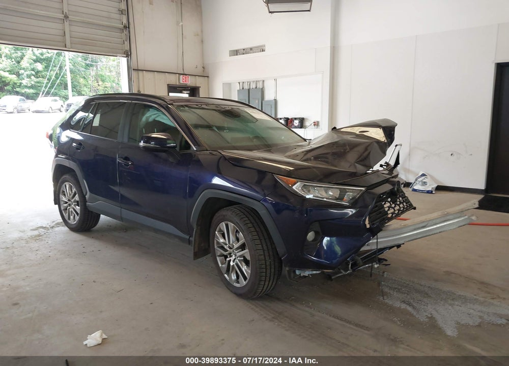 2020 TOYOTA RAV4 XLE PREMIUM VIN: 2T3A1RFV2LW085707