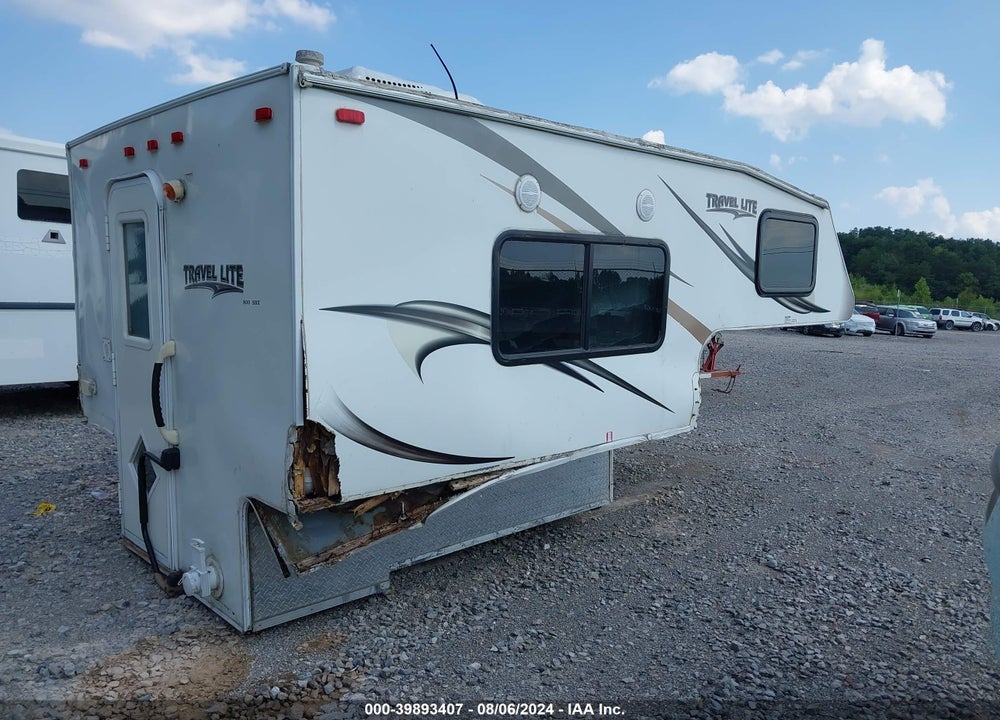 2015 TRAVEL LITE 800X VIN: A800XTL2153781