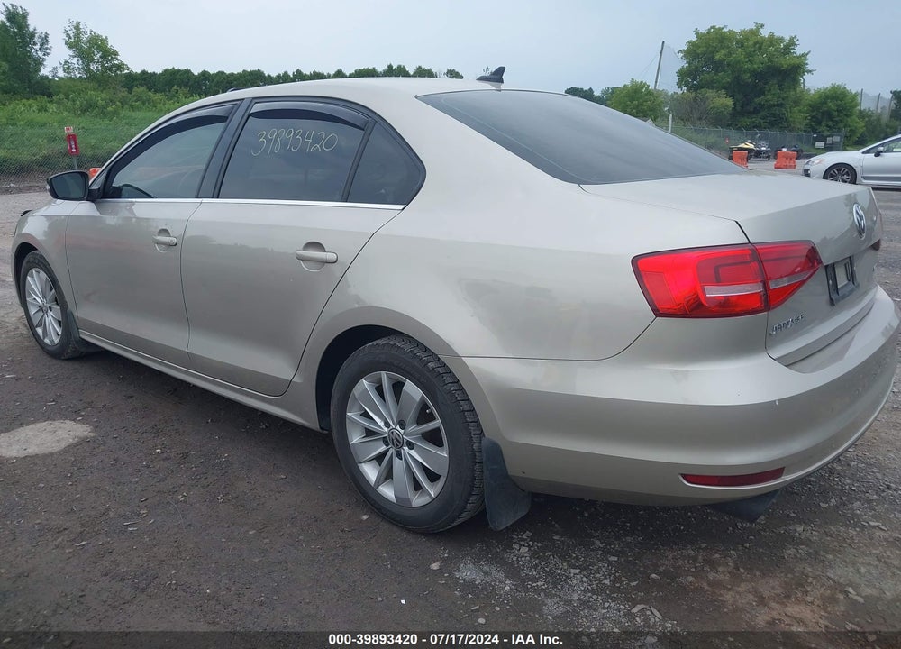 2015 VOLKSWAGEN JETTA 2.0L TDI SE VIN: 3VWLA7AJ4FM263542