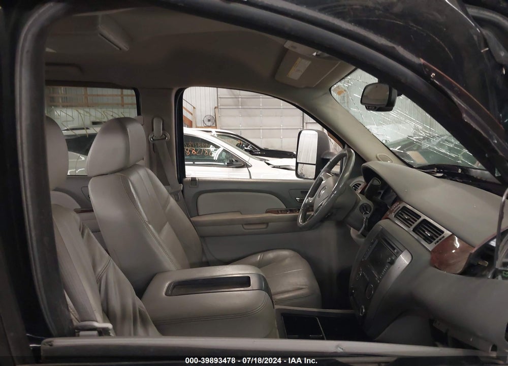 2009 GMC SIERRA 2500HD SLT VIN: 1GTHK63699F106621