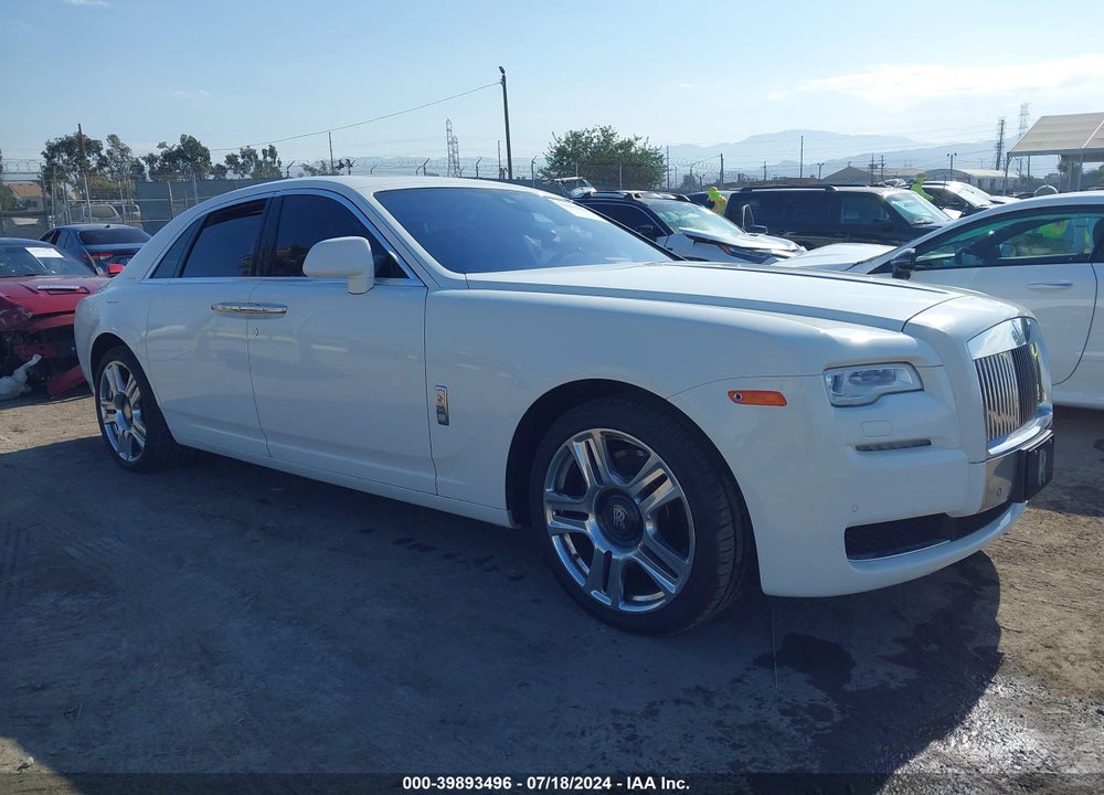 2016 ROLLS-ROYCE GHOST VIN: SCA664S55GUX53784