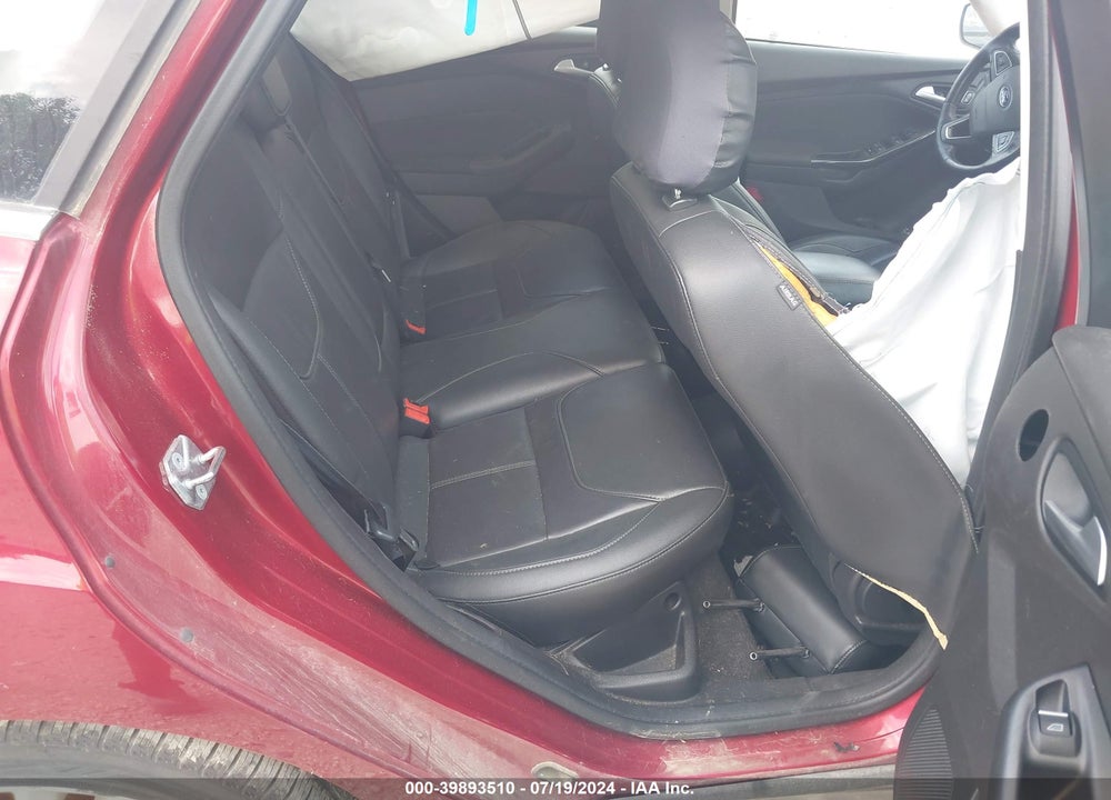 2017 FORD FOCUS VIN: 1FADP3N24HL294690