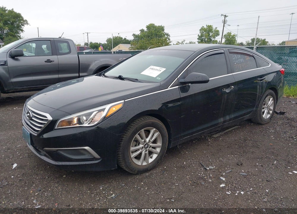 2017 HYUNDAI SONATA VIN: 5NPE24AF8HH569025