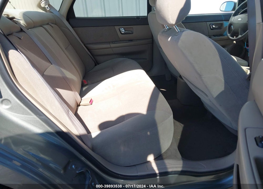 2002 FORD TAURUS SE VIN: 1FAFP53202G228287