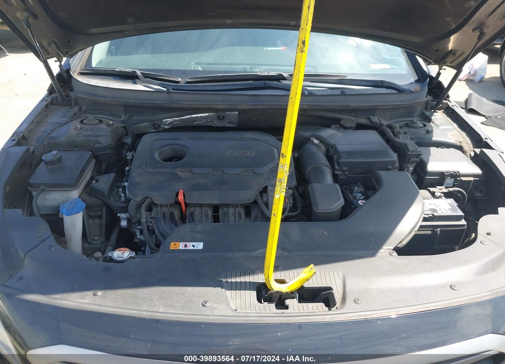 2015 HYUNDAI SONATA SE VIN: 5NPE24AF8FH167843