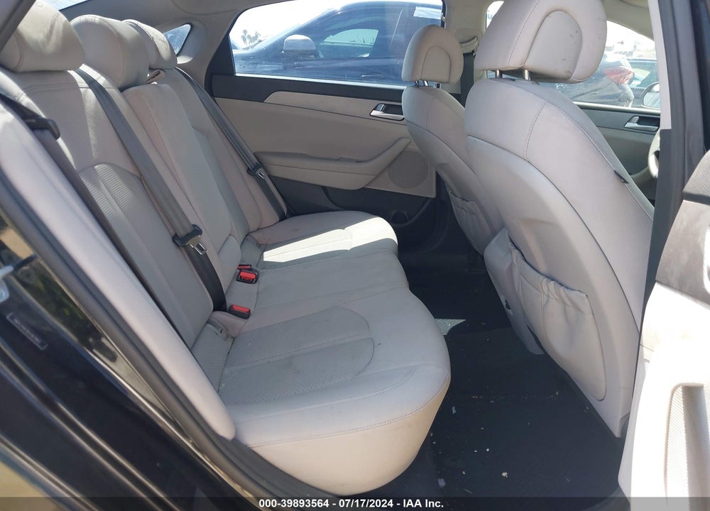 2015 HYUNDAI SONATA SE VIN: 5NPE24AF8FH167843