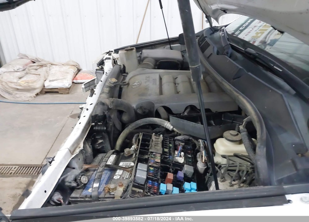 2010 TOYOTA TUNDRA VIN: 5TFUW5F17AX144358