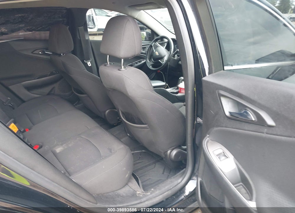 2018 CHEVROLET MALIBU LT VIN: 1G1ZD5ST0JF272670