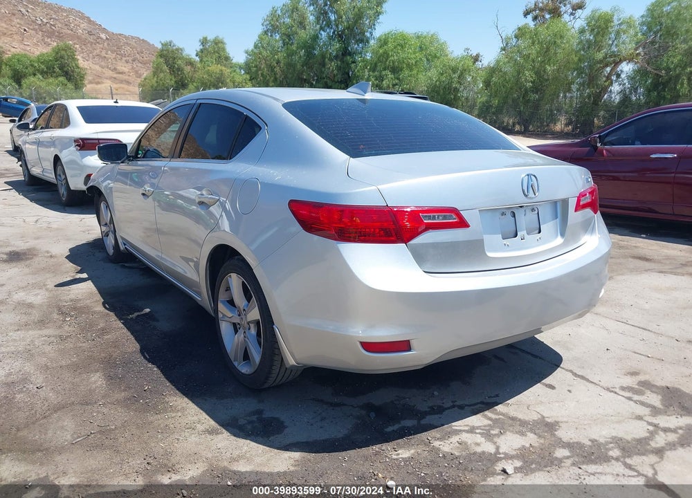 2015 ACURA ILX 2.0L VIN: 19VDE1F36FE002418