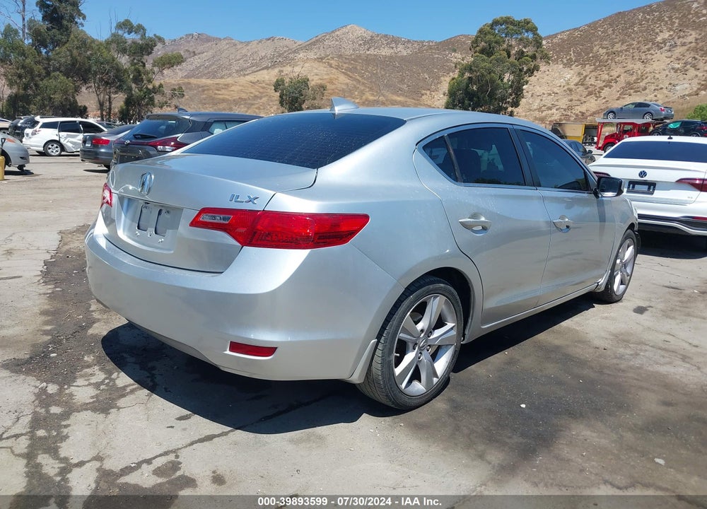 2015 ACURA ILX 2.0L VIN: 19VDE1F36FE002418