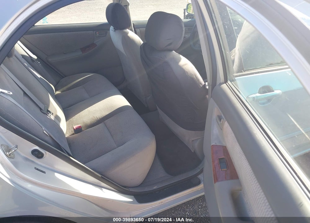 2005 TOYOTA COROLLA LE VIN: 2T1BR32E45C394284