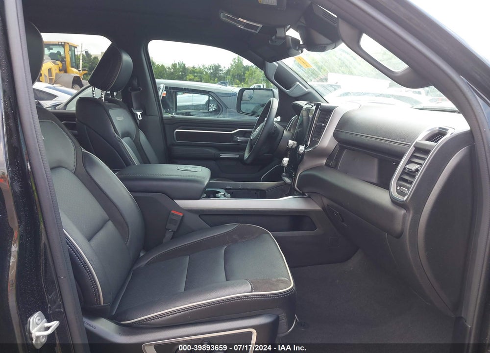 2024 RAM 1500 LAIE  4X4 5'7 BOX VIN: 1C6SRFJTXRN119448