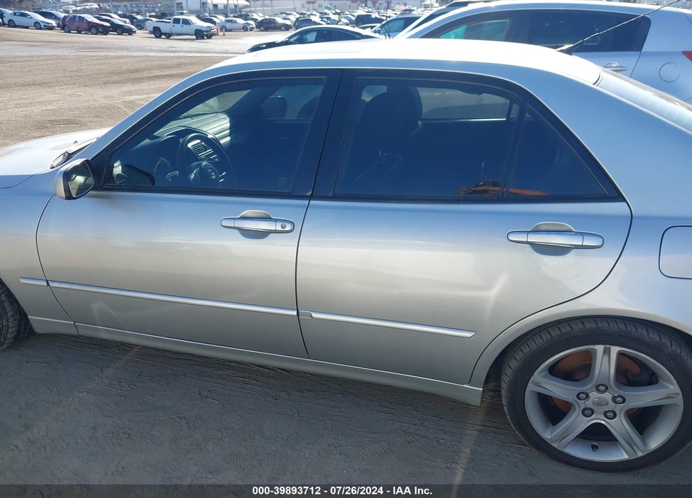 2003 LEXUS IS 300 VIN: JTHBD192330078296