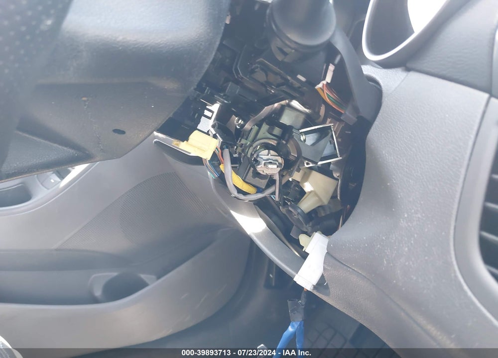 2012 HYUNDAI ELANTRA LIMITED (ULSAN PLANT) VIN: KMHDH4AE2CU257097