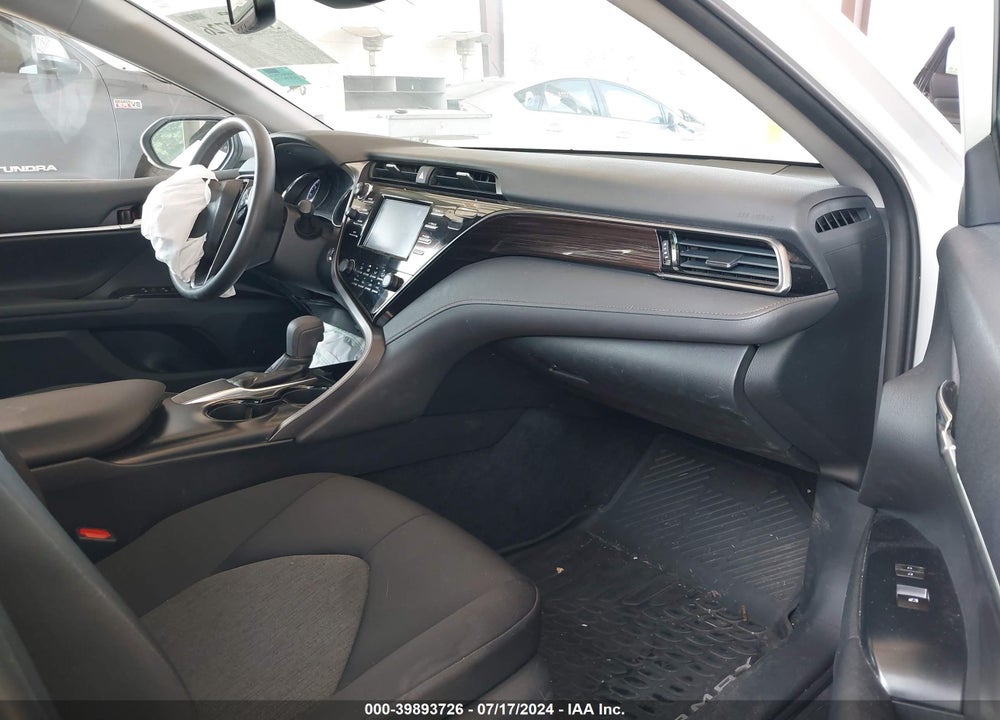 2019 TOYOTA CAMRY LE VIN: 4T1B11HK3KU169308