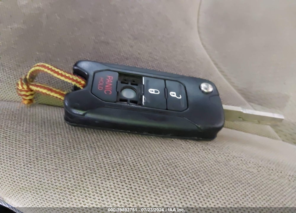2015 JEEP RENEGADE LATITUDE VIN: ZACCJBBT2FPC19591