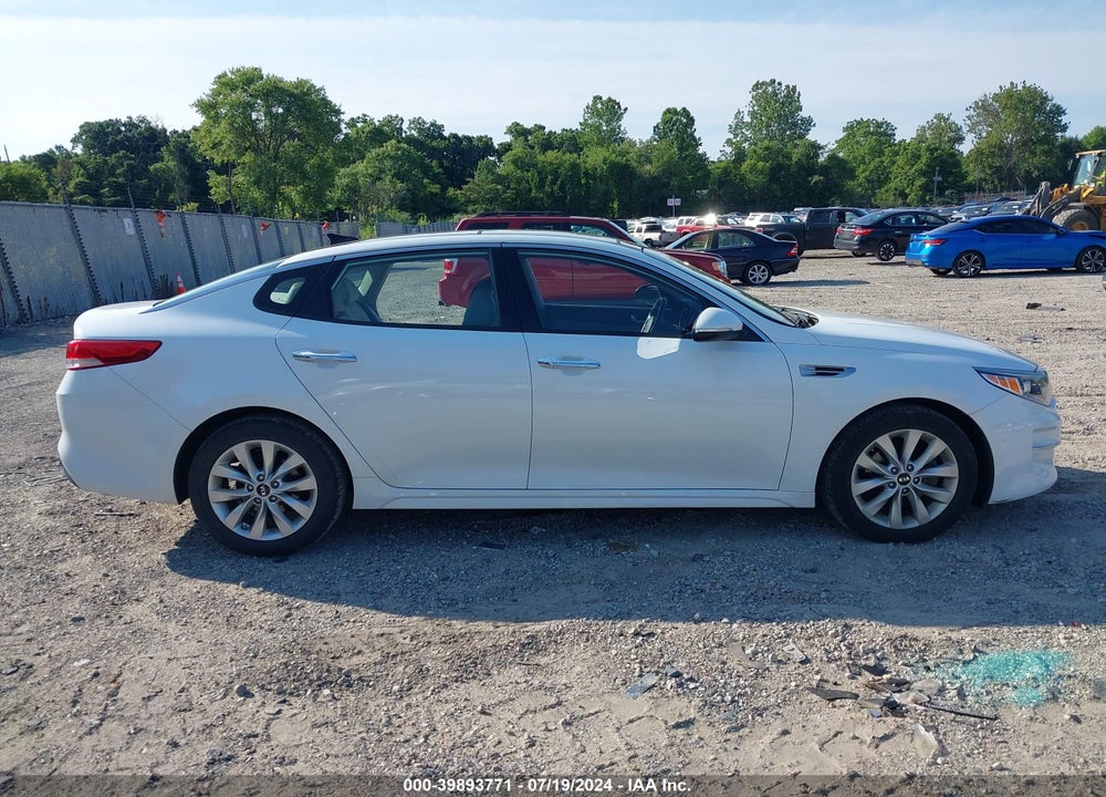 2018 KIA OPTIMA EX VIN: 5XXGU4L34JG183595