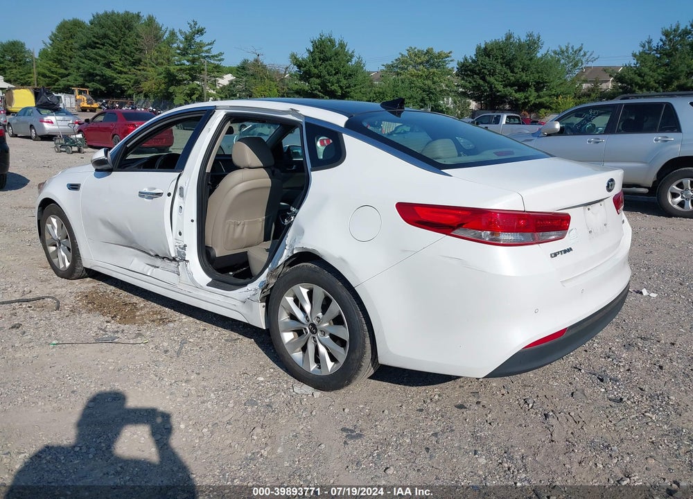 2018 KIA OPTIMA EX VIN: 5XXGU4L34JG183595