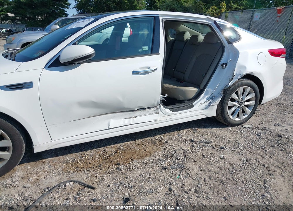 2018 KIA OPTIMA EX VIN: 5XXGU4L34JG183595
