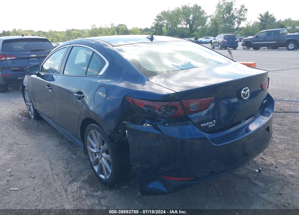 2019 MAZDA 3 PREFERRED PACKAGE VIN: JM1BPBDM9K1121085