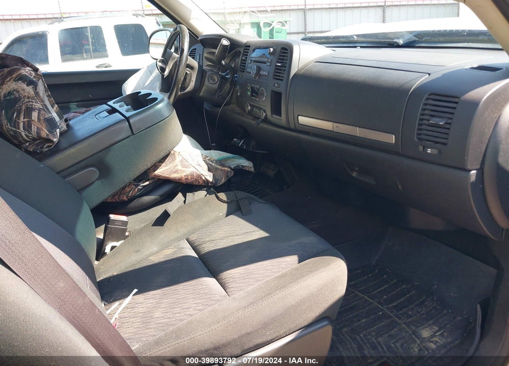 2013 GMC SIERRA 1500 SLE VIN: 3GTP2VE78DG178638