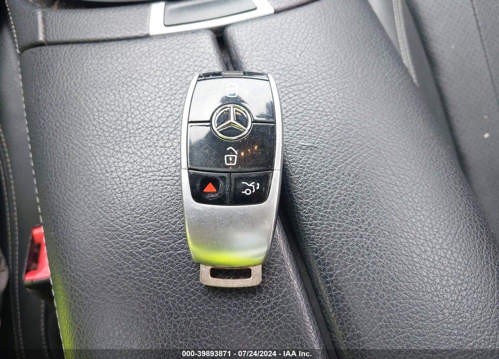 2018 MERCEDES-BENZ E 300 4MATIC VIN: WDDZF4KB3JA296855