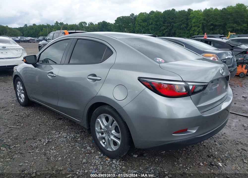 2016 SCION IA VIN: 3MYDLBZV4GY145644