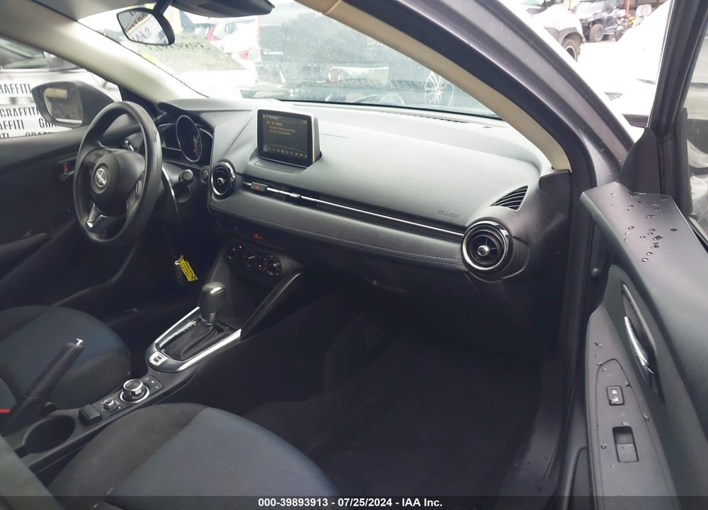 2016 SCION IA VIN: 3MYDLBZV4GY145644