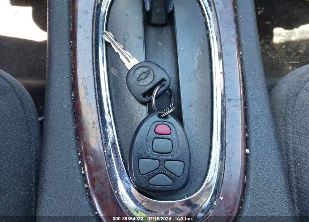 2011 CHEVROLET IMPALA LT VIN: 2G1WG5EK3B1164100