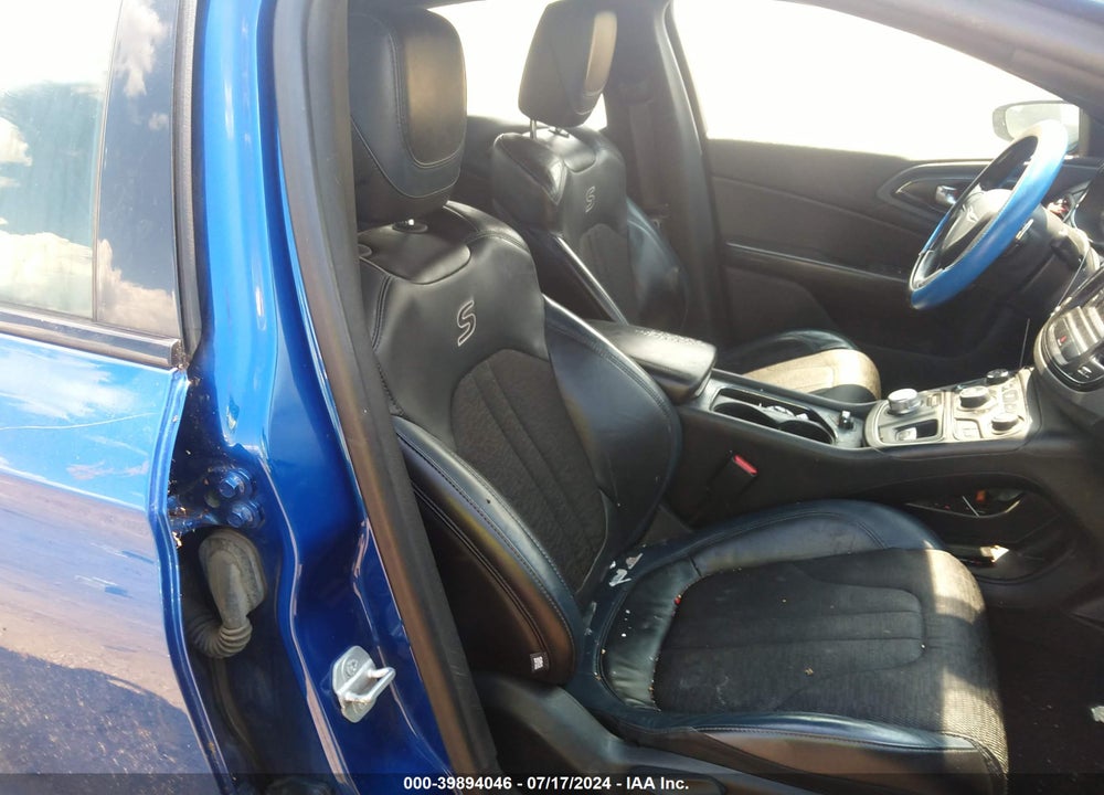 2015 CHRYSLER 200 S VIN: 1C3CCCBBXFN637840