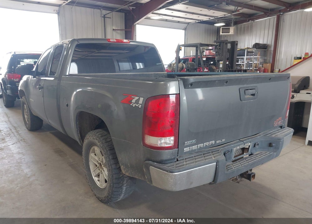 2011 GMC SIERRA 1500 SLE VIN: 1GTR2VE30BZ411950