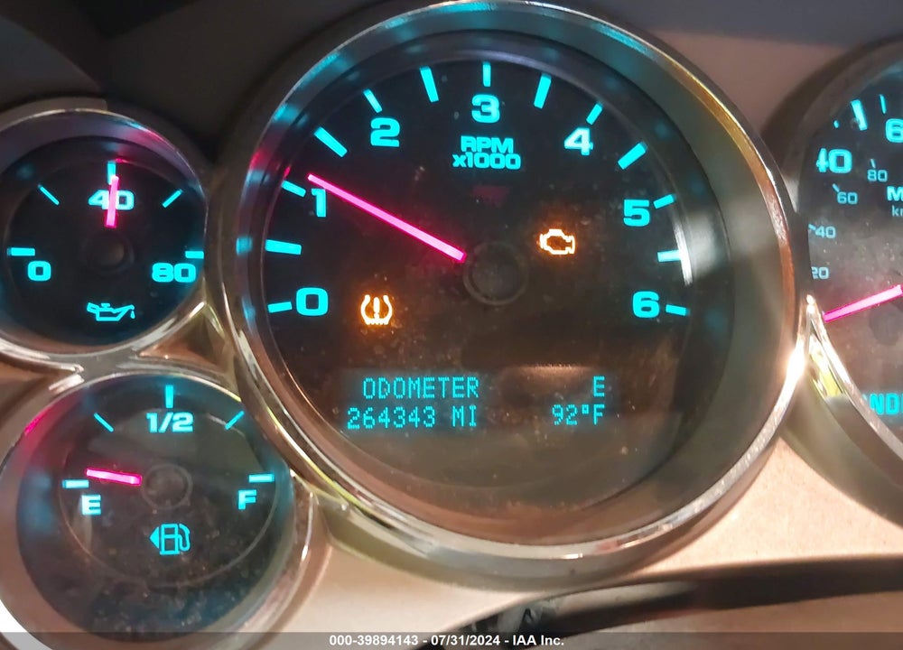 2011 GMC SIERRA 1500 SLE VIN: 1GTR2VE30BZ411950