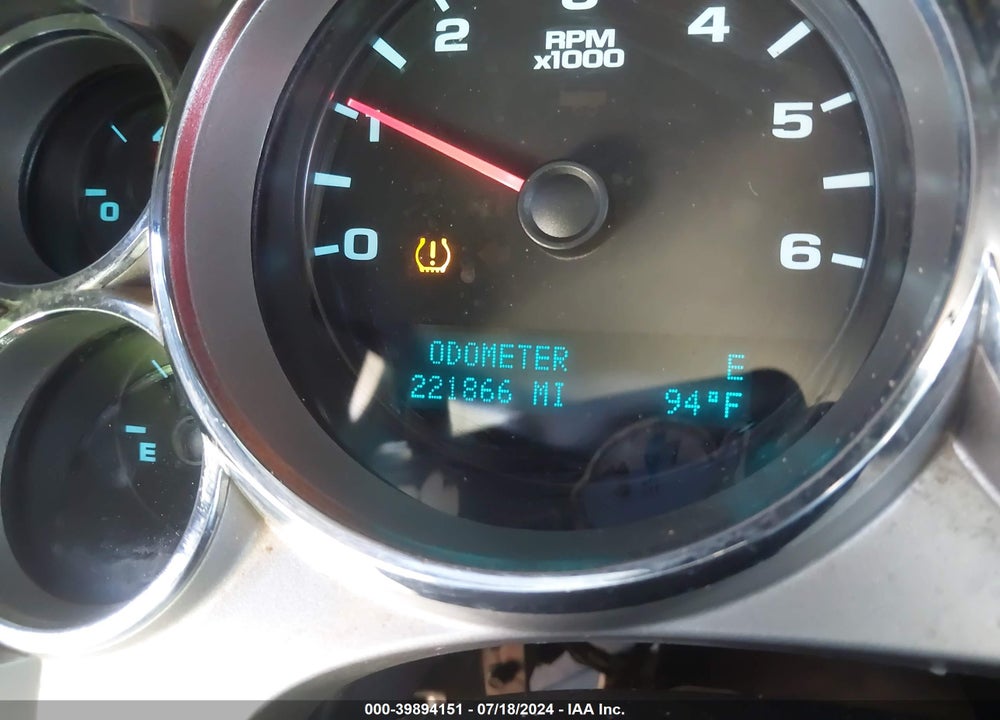 2013 GMC SIERRA 1500 SLE VIN: 3GTP2VE74DG296721