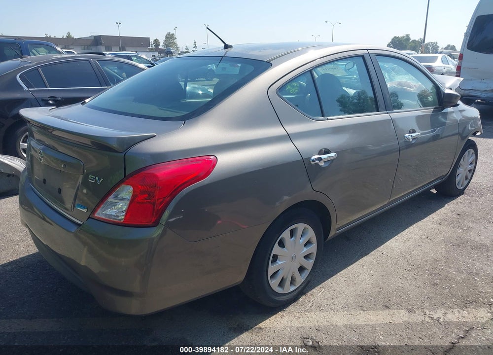 2015 NISSAN VERSA 1.6 SV VIN: 3N1CN7AP8FL925479