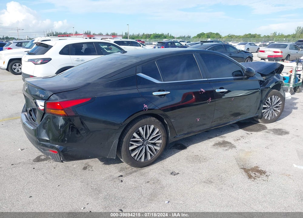 2023 NISSAN ALTIMA SV FWD VIN: 1N4BL4DV4PN417329