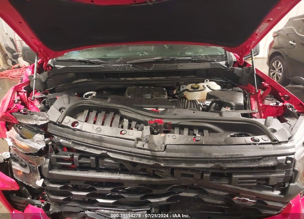 2023 CHEVROLET SILVERADO 1500 4WD SHORT BED CUSTOM VIN: 1GCPDBEK8PZ104136